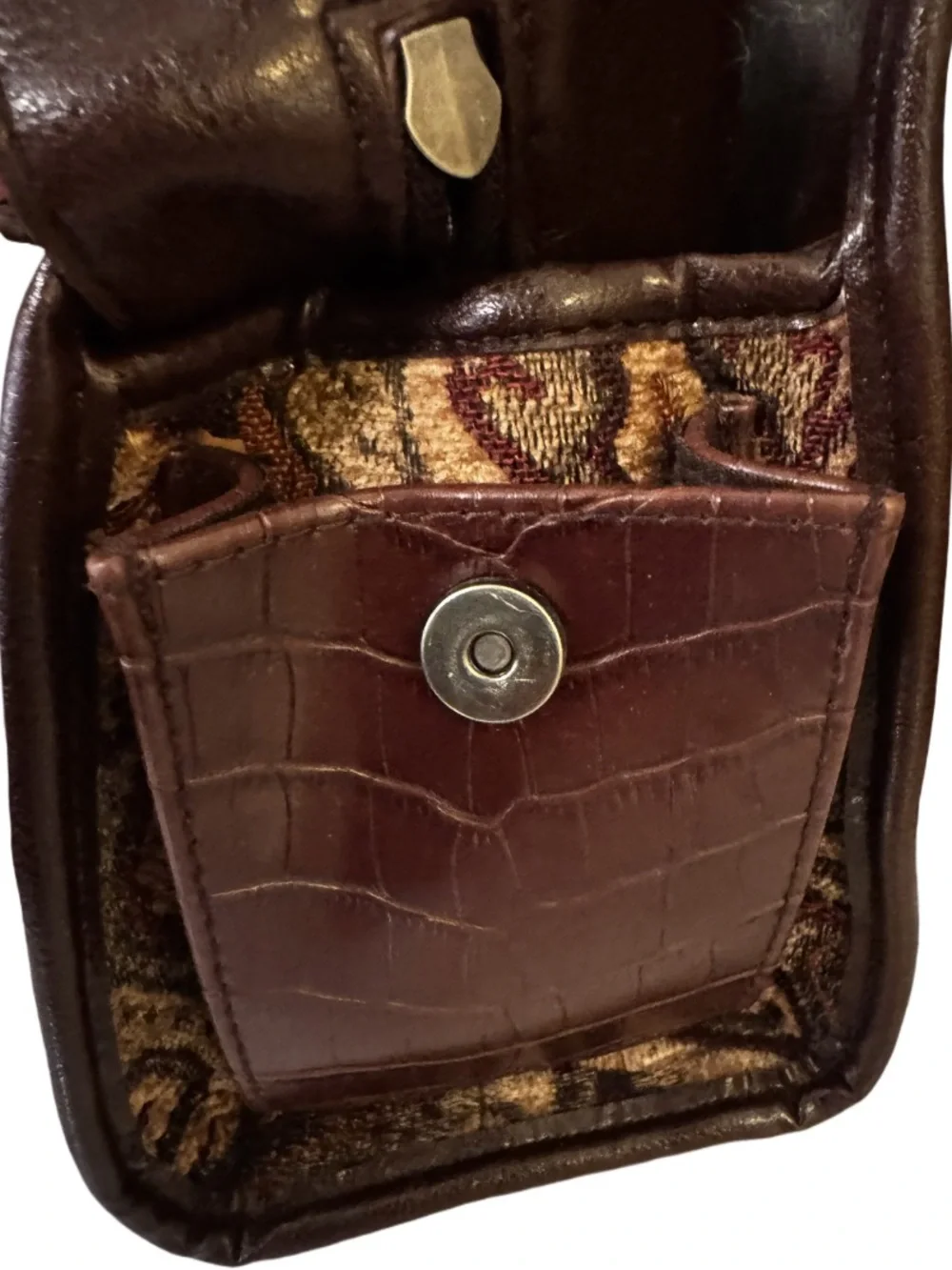 VTG Bueno Brown Carpet Bag Leather w Silver Accents Snap Pockets on Each Side